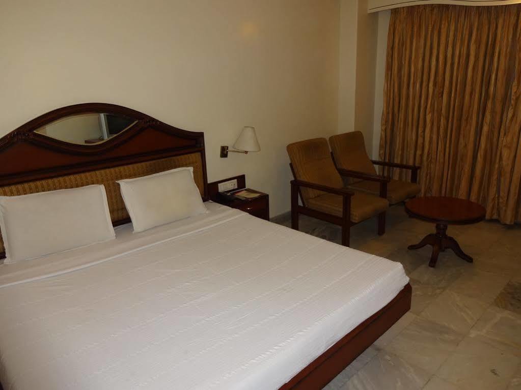 Hotel North Gate Madurai Exterior photo
